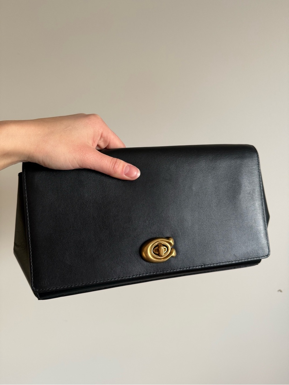 Coach Black Leather Clutch with Gold Turnlock - Picture 12 of 16
